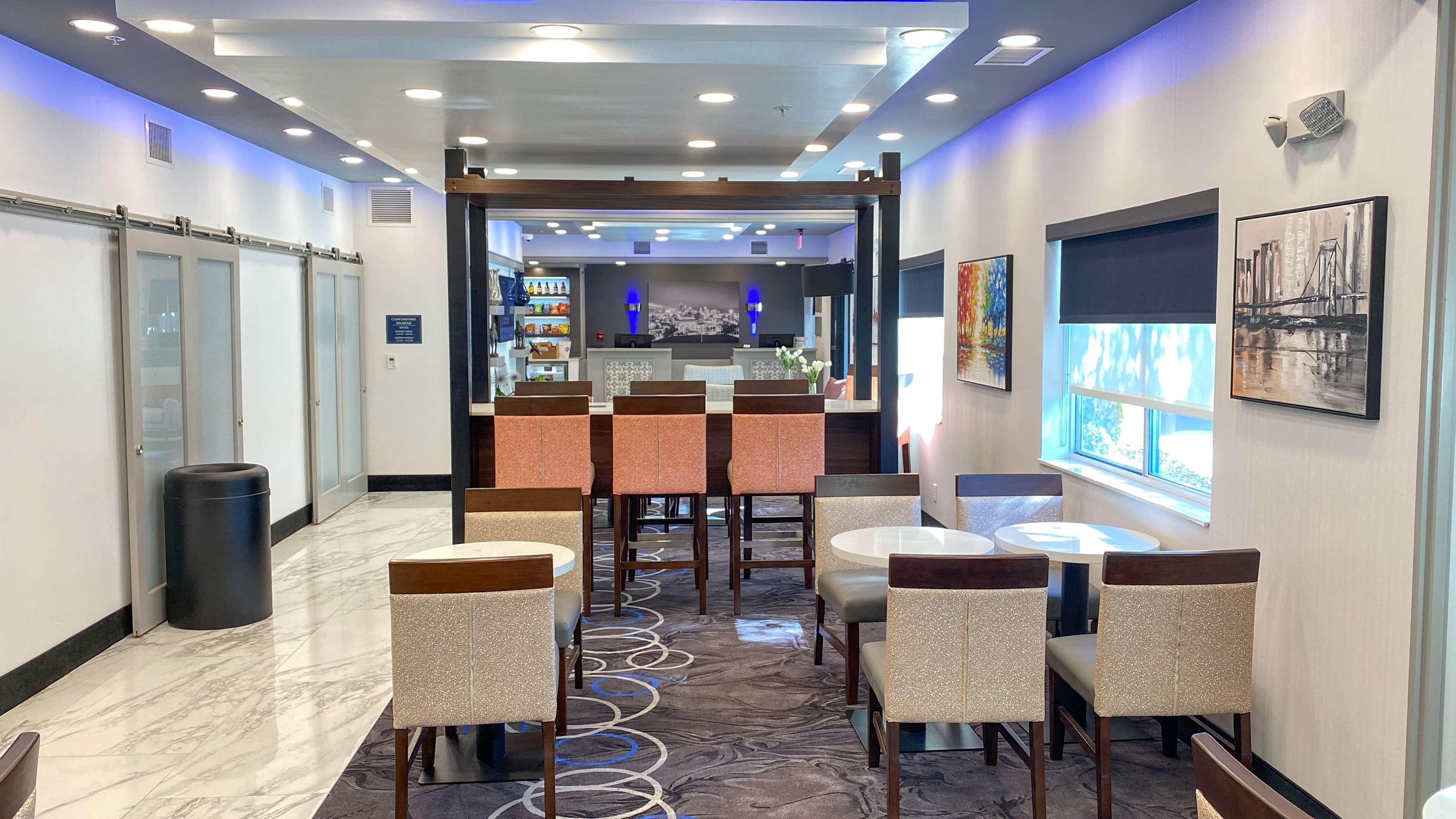 Best Western Independence Kansas City Exterior photo